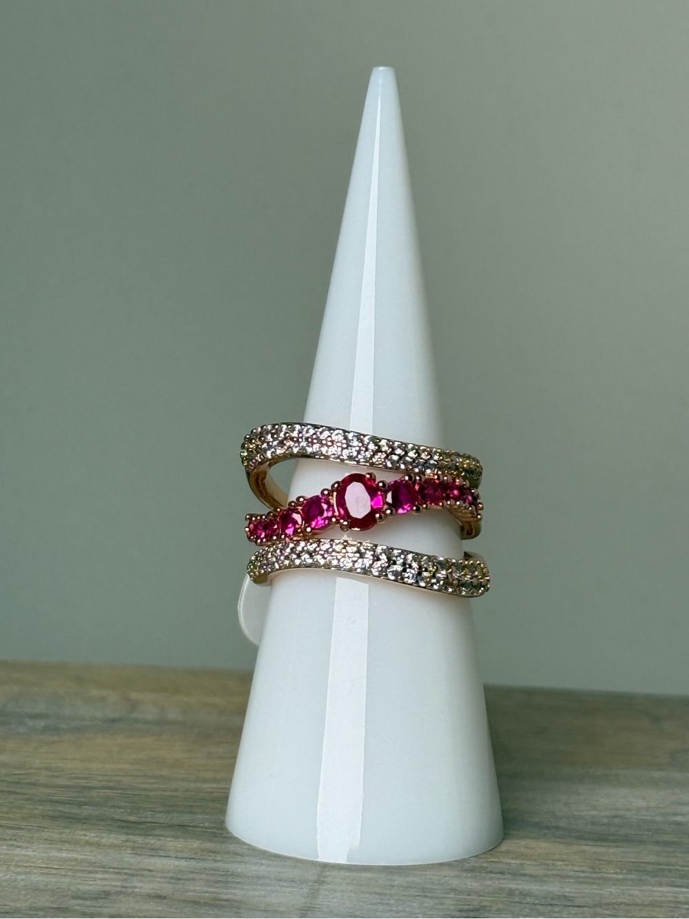 Bomb Party July 2026 Ring “The Elodie Ring” Size 7. Brand New!